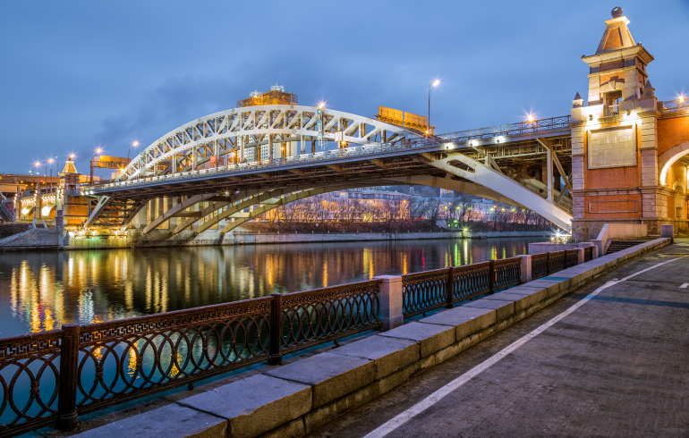 Мосты через Москва-реку: сколько их и как они называются